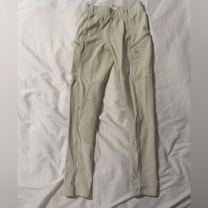 Youth riding pants with reinforced knee